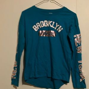 Girls size large (10/12) long sleeve top